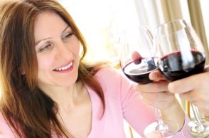 Drinking Over the Age of 45: What Are the Risks? 