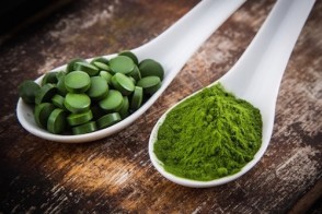 Ask Dr. Mike: Hawaiian Spirulina vs. Chlorella & Bicycling Prostate Concerns