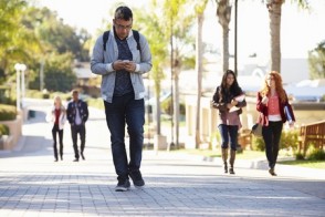 Distracted Walking Causes a Spike in ER Visits