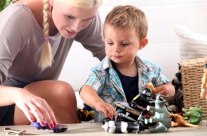 Choosing the Right Babysitter for Your Child